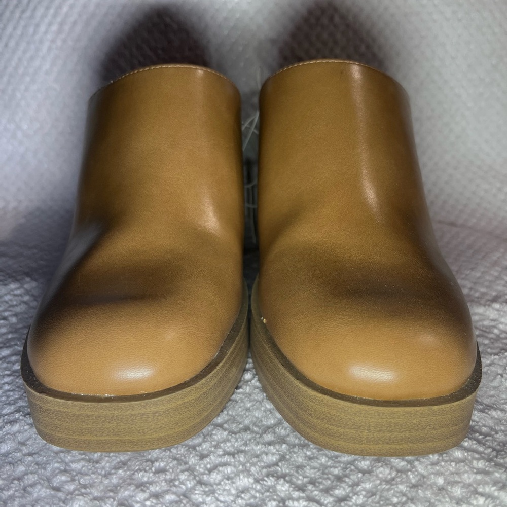 Universal Thread Tan Women's Platform Mules - Picture 2 of 6